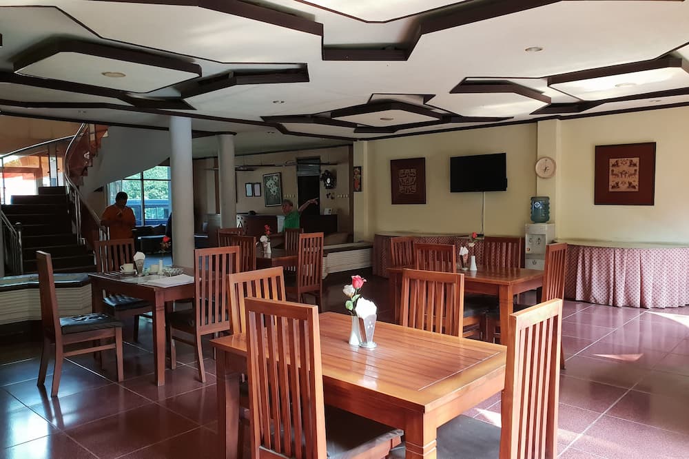 ホテル デクール バンドン 写真