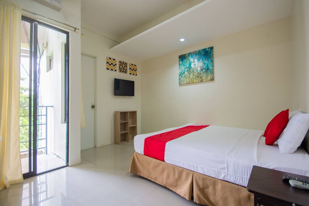 OYO 707 908 サリナス スイーツ 写真