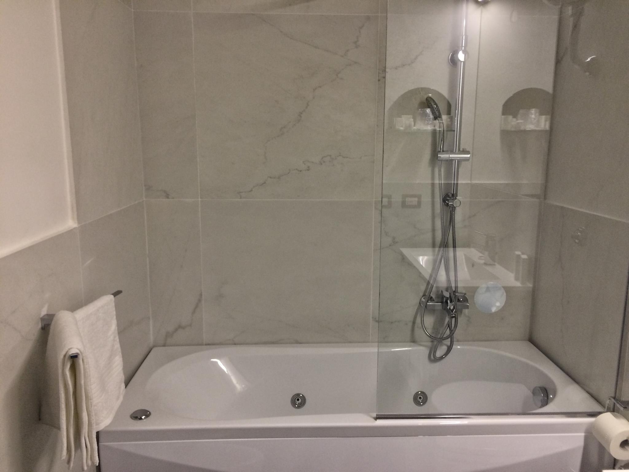 ブティック ホテル ピアッツァ カリタ 写真