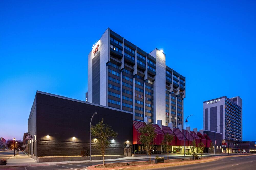 Ramada Plaza by Wyndham Regina Downtown 写真