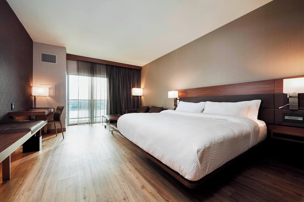 AC Hotel Cincinnati at The Banks 写真