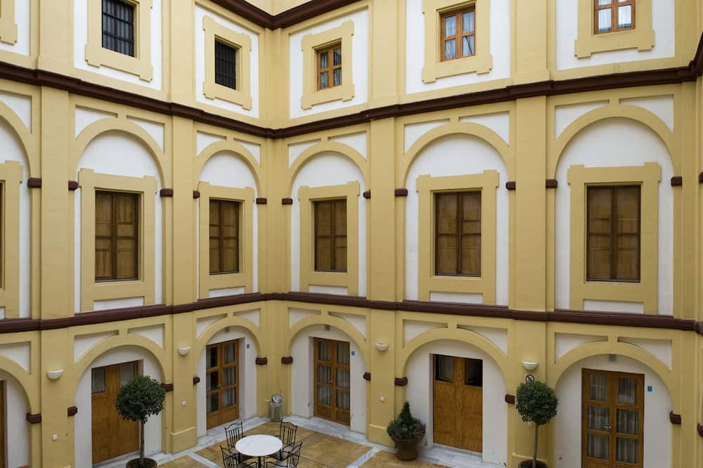 アルベルジェ イントゥルホーベン コルドバ ホステル 写真