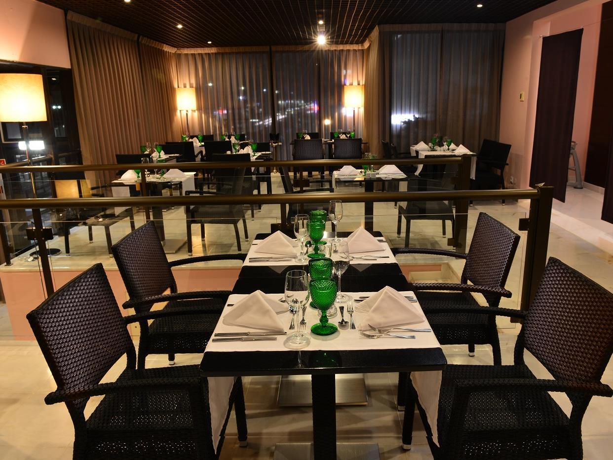 ヴィラ ガレ マリーナ ホテル 写真