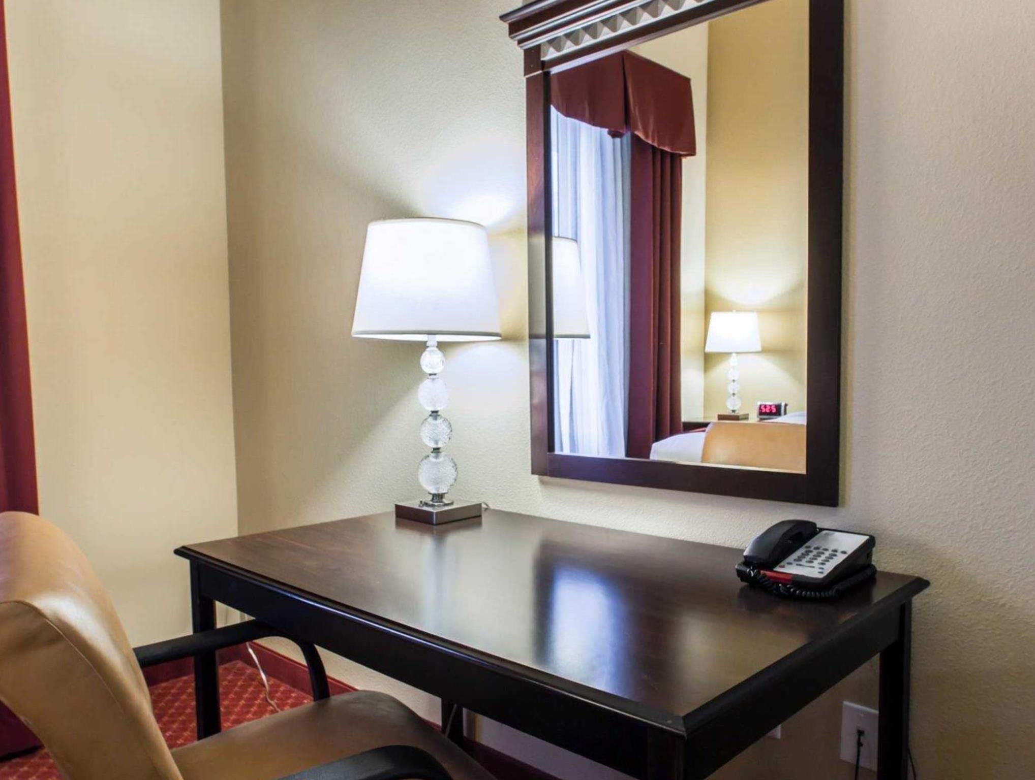 Comfort Inn & Suites Maingate South 写真