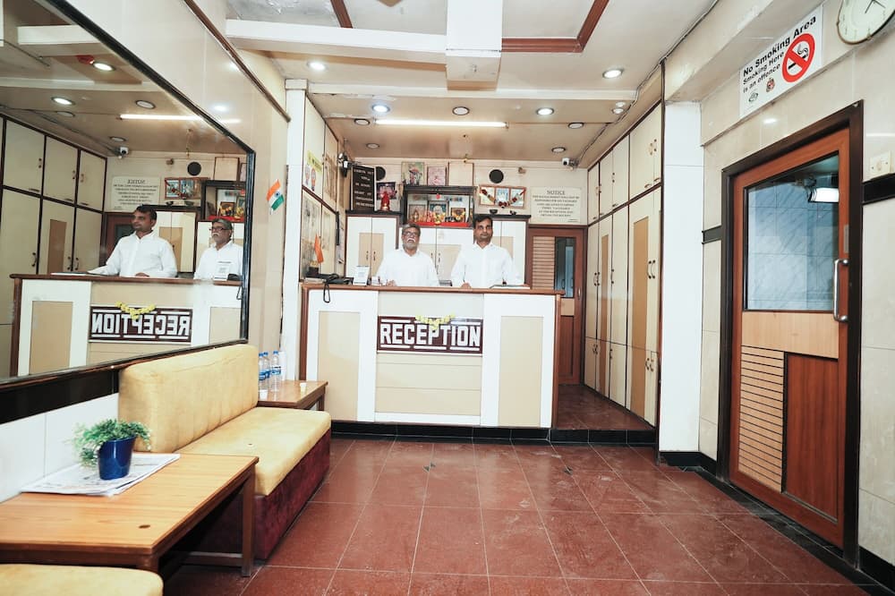 ホテル キングス パレス 写真