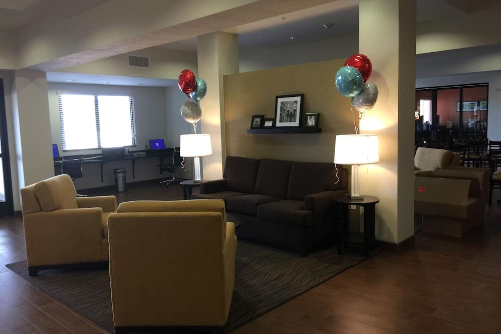 スリープ イン & スイーツ ページアット レイク パウエル 写真