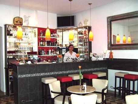 ボヘミアン ホテル 写真