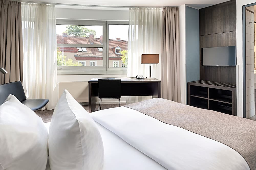 ヴィクトルス レジデンツホテル ベルリン テーゲル 写真