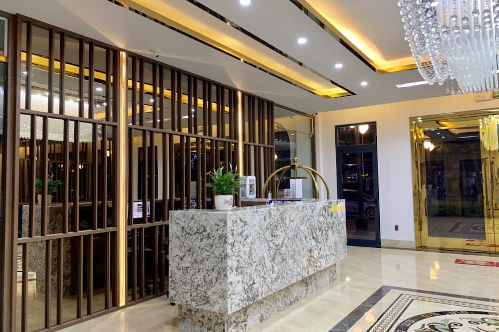 ホテル エマ 写真