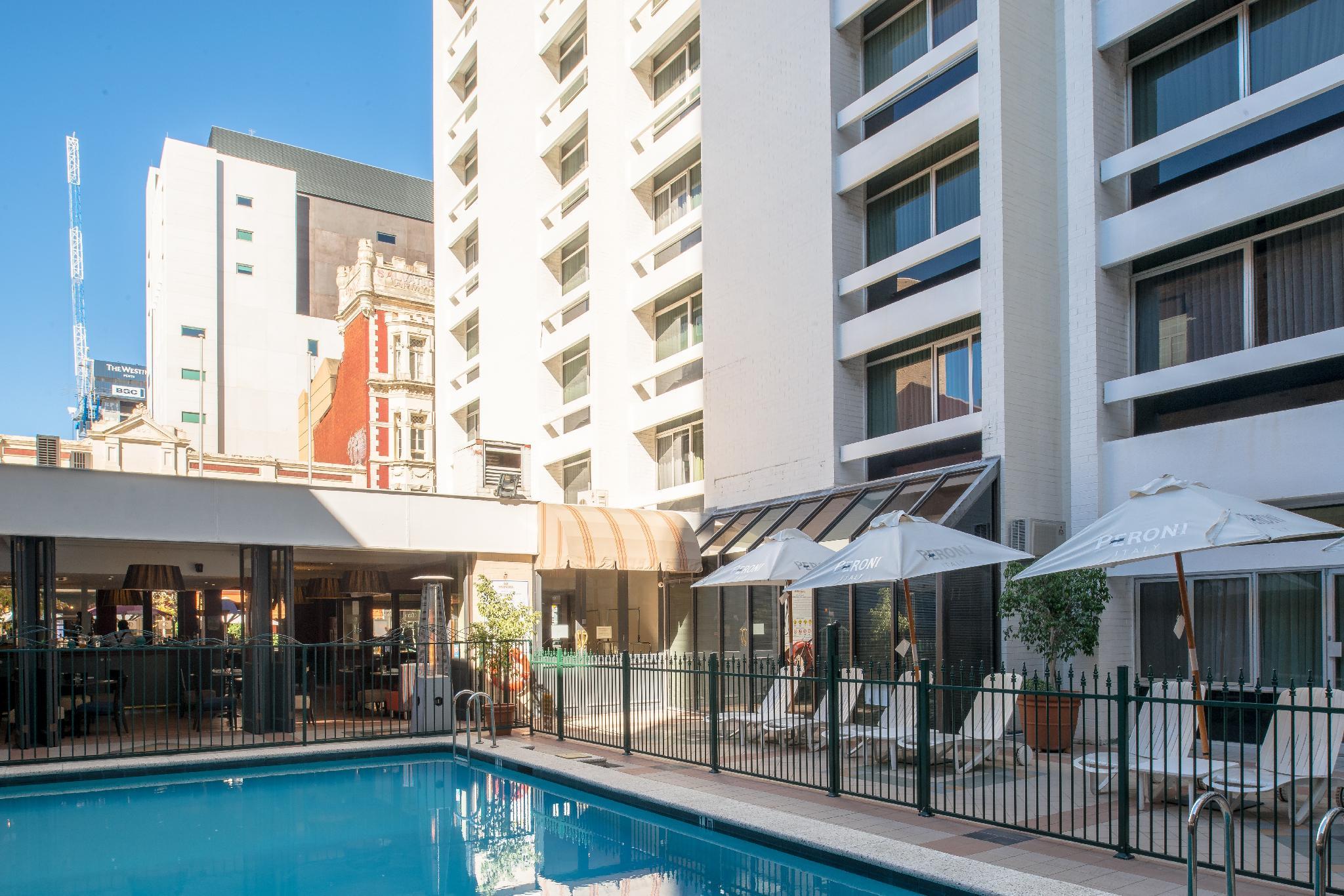 ハイド パース 写真