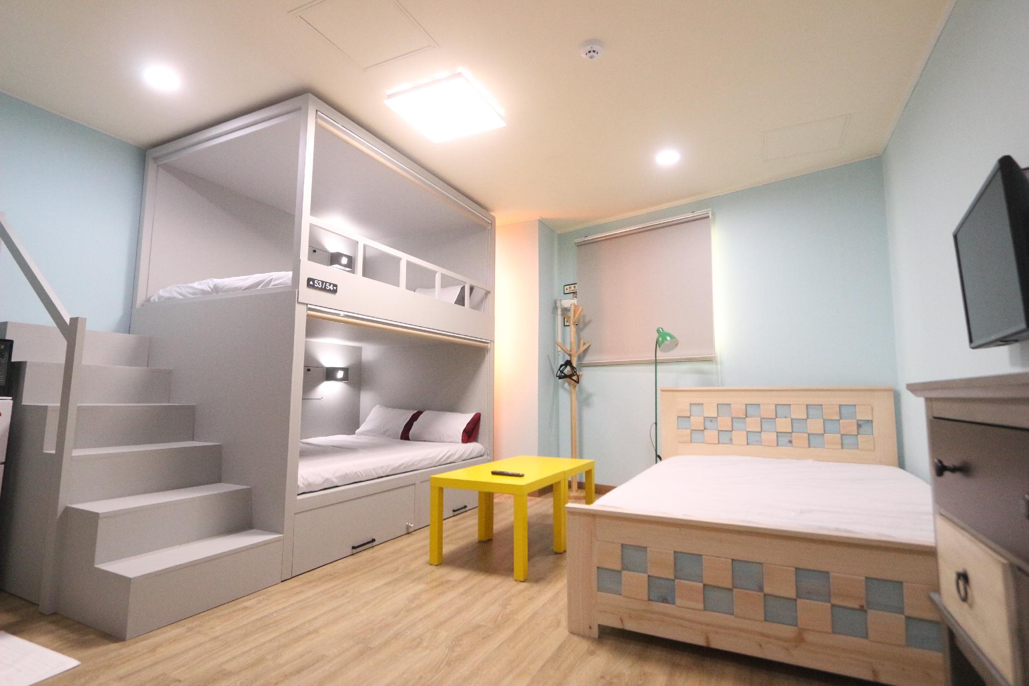 ミッドタウン ホステル デグ 写真