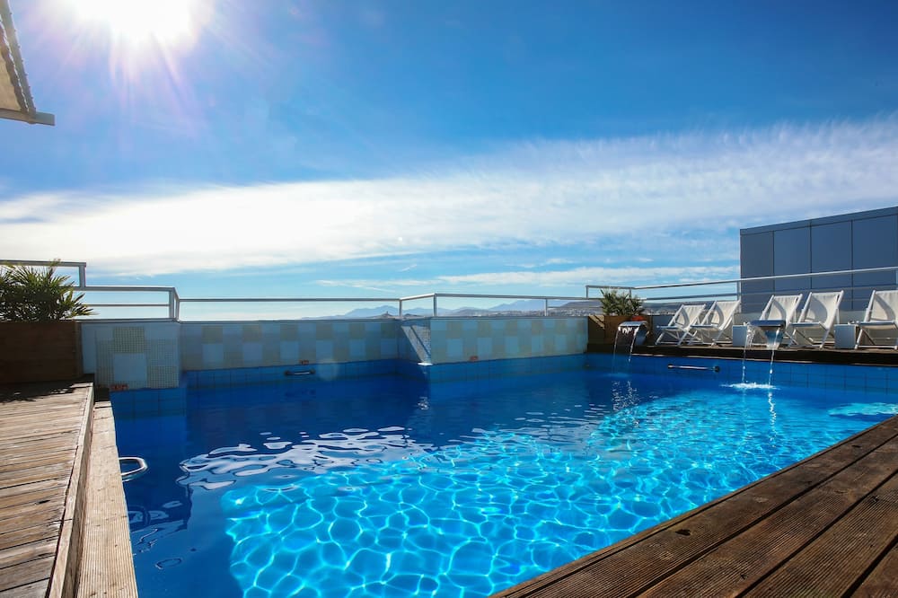 カプシス アストリア へラクリオン 写真