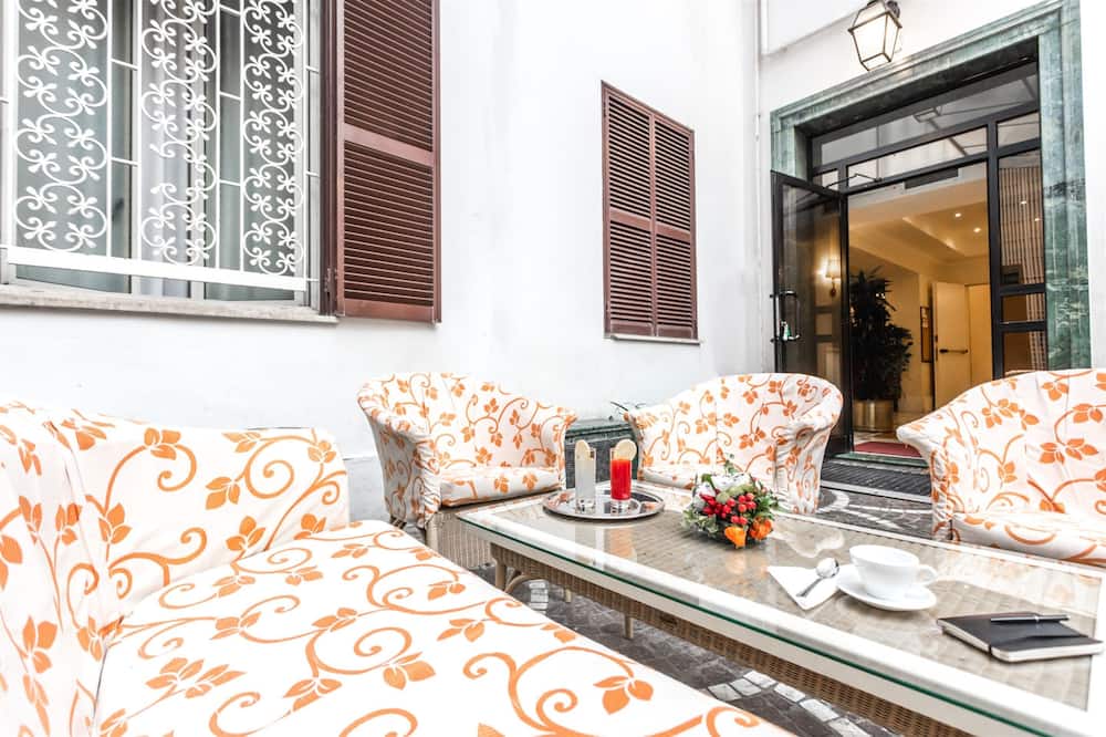 ラエリ ホテル ラツィオ 写真