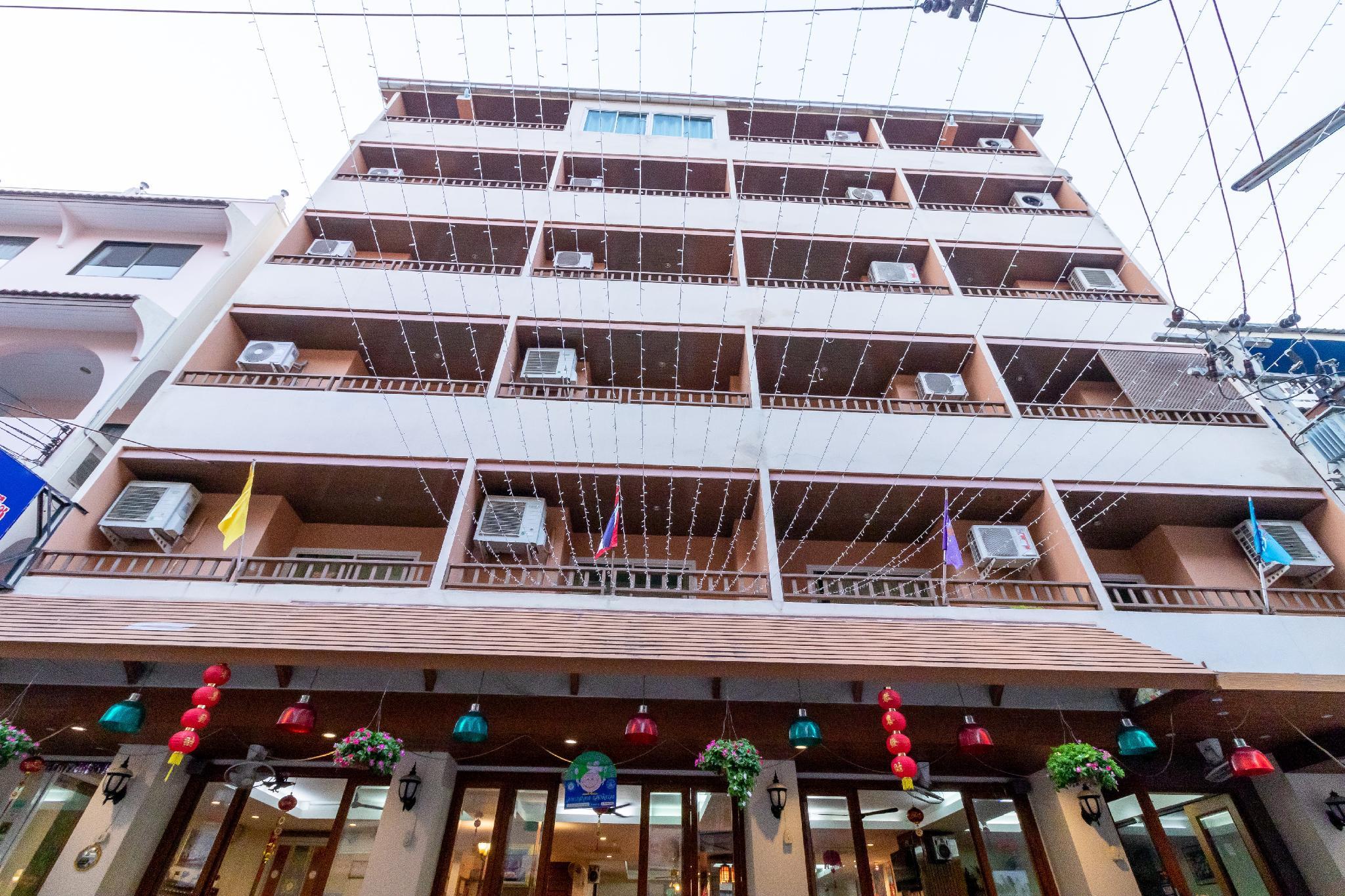 ティプライ ビーチ ホテル 写真