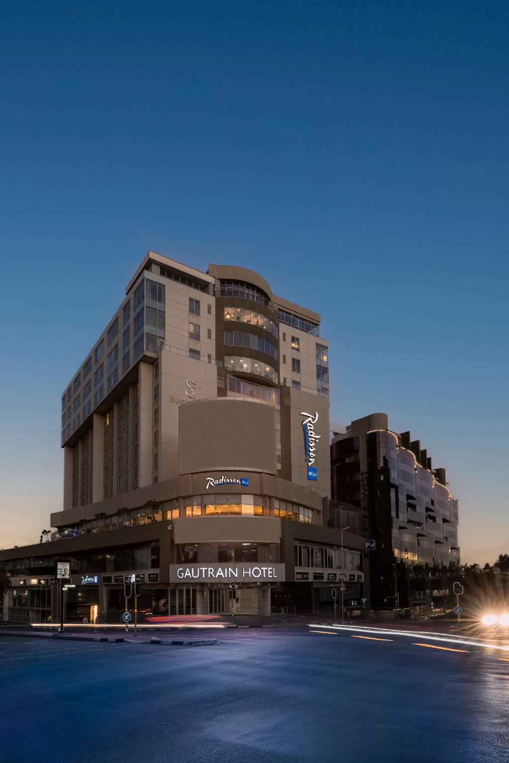 Radisson Blu Gautrain Hotel, Sandton Johannesburg 写真