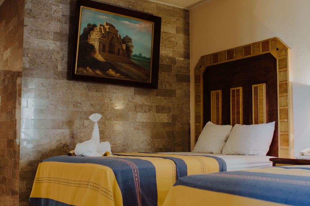 Hotel Ambassador 写真