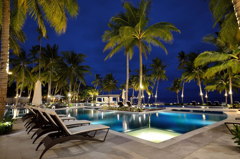 ヘナン リゾート アローナ ビーチ 写真