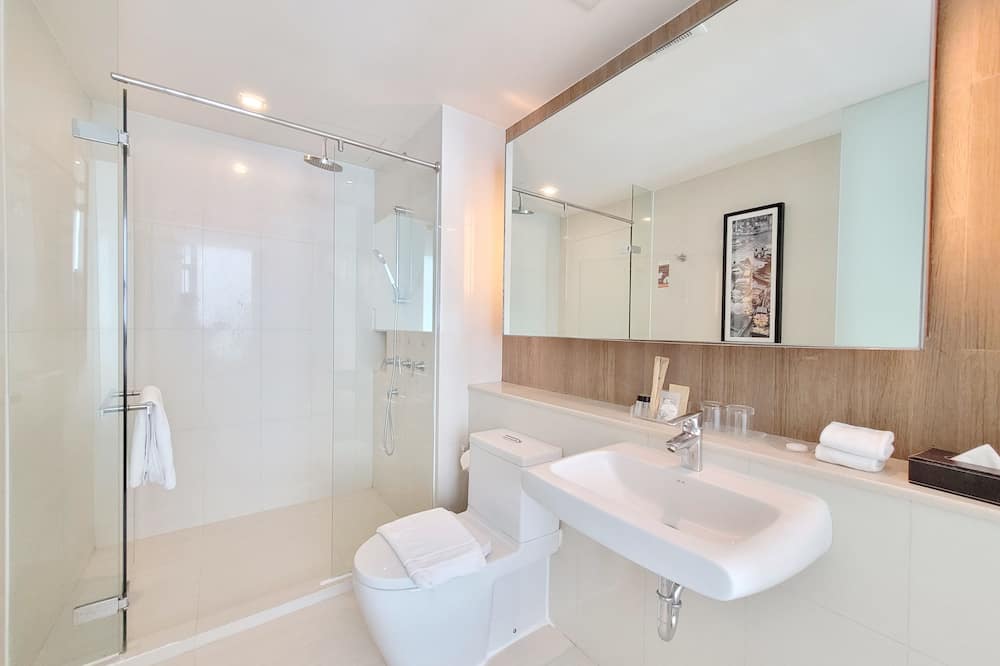 オン エイト スクンビット ナナ バンコク 写真