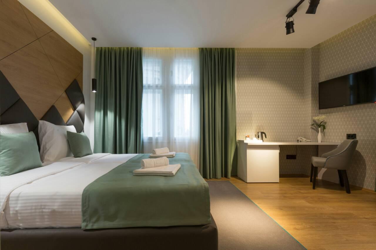 キャピタル ホテル ガルニ 写真