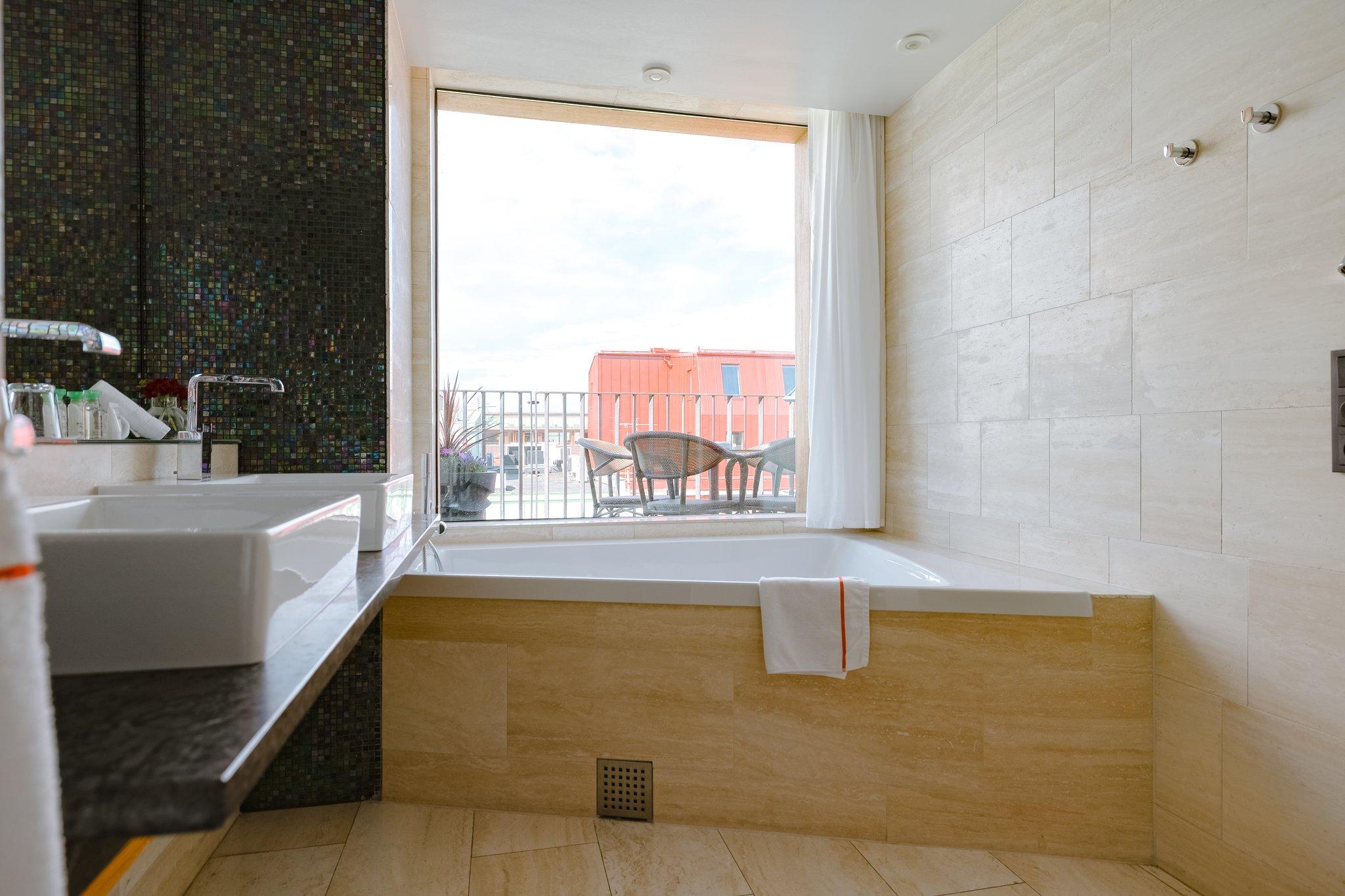 アバロン ホテル 写真