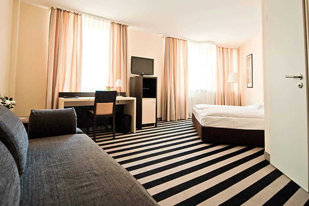 Bristol Hotel - Frankfurt City Centre - Central 写真