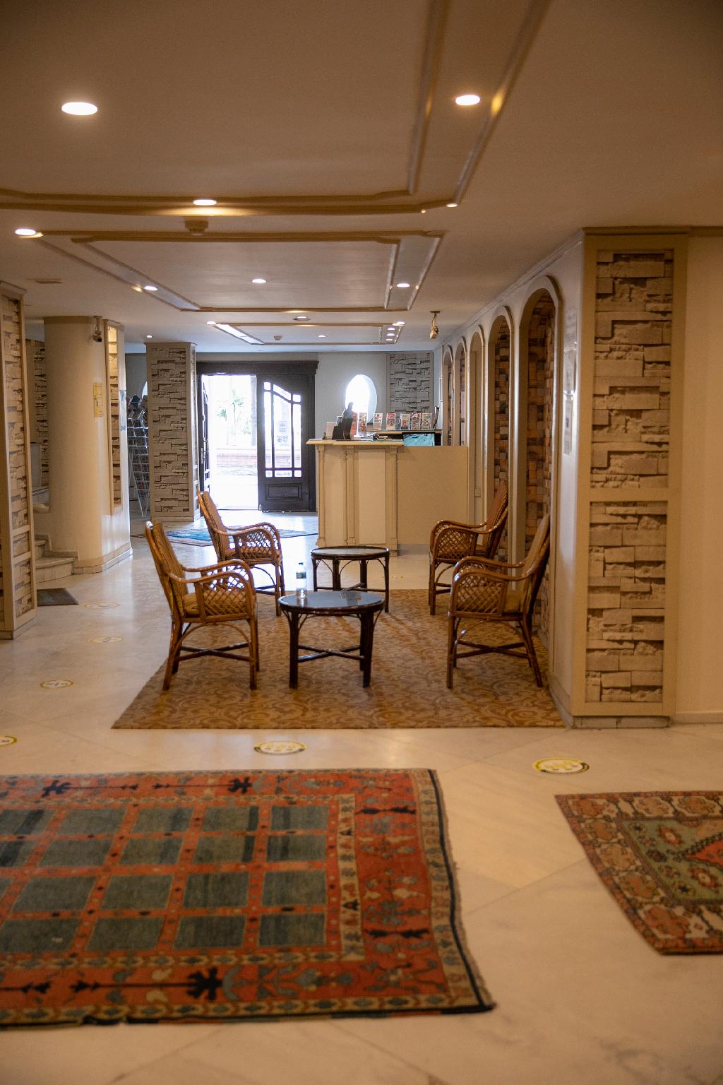 ハリ ホテル 写真