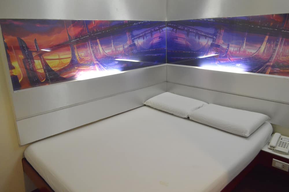 アストロテル カランバ 写真