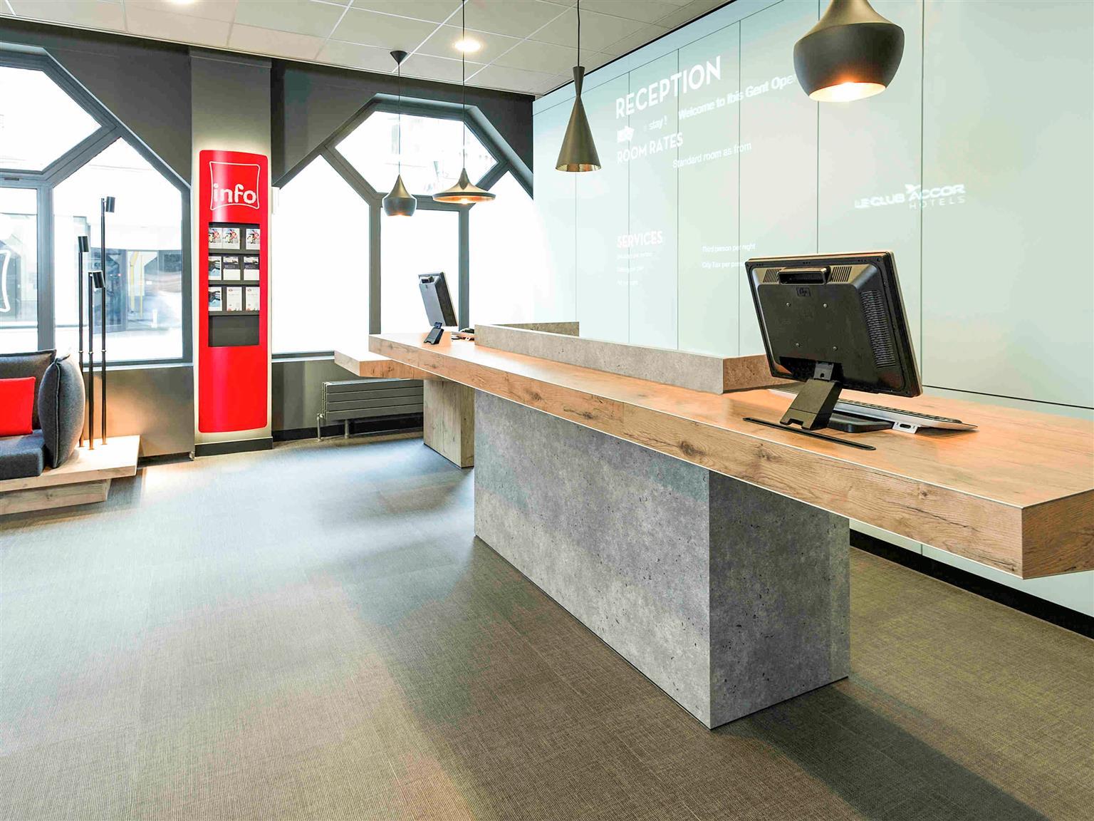 イビス ゲント セントラム オペラ 写真