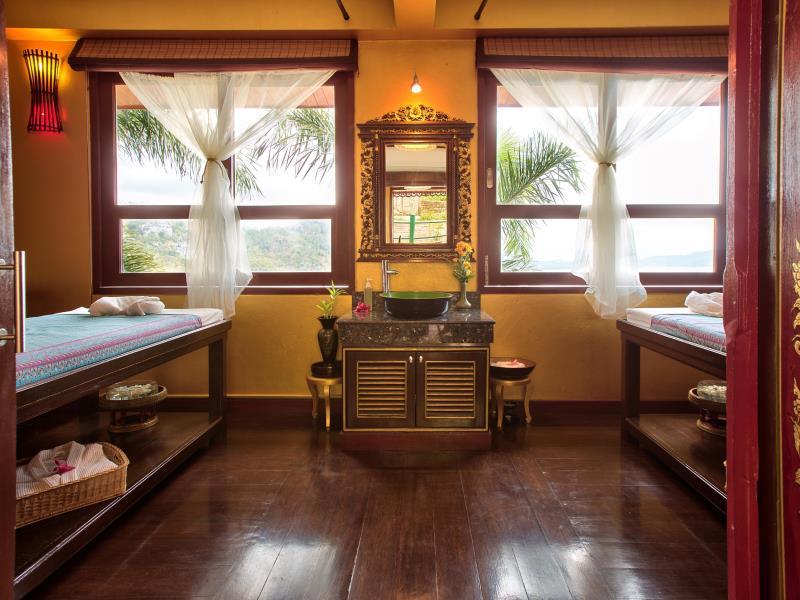 サンダルウッド ラグジュアリー ヴィラズ 写真