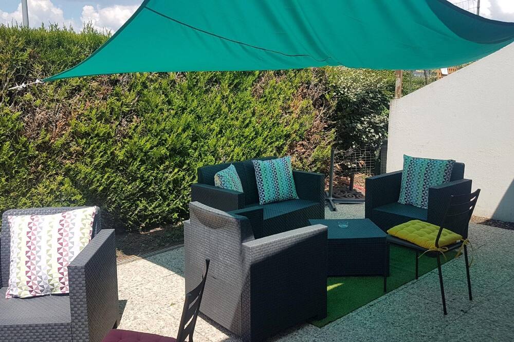 カンパニール ディジョン シュッド マルサネ 写真