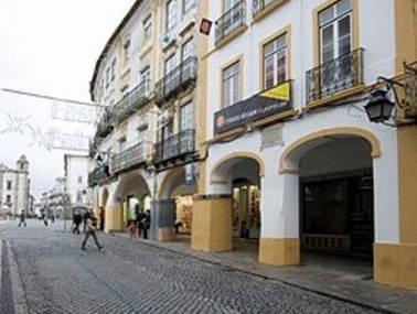 エヴォラ イン シアード デザイン 写真