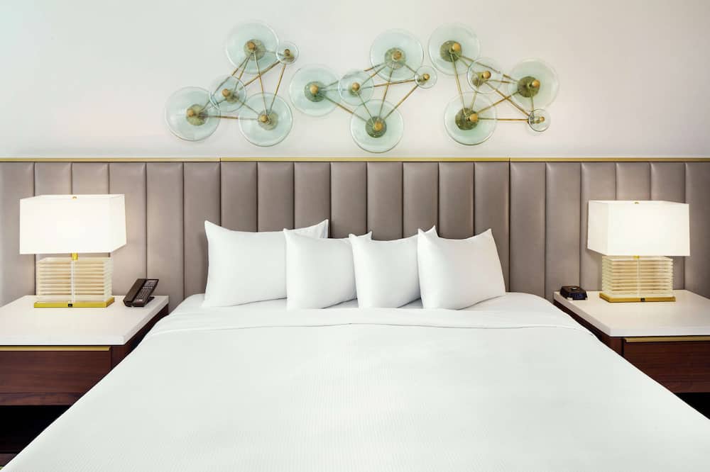 Hilton Marco Island Beach Resort and Spa 写真