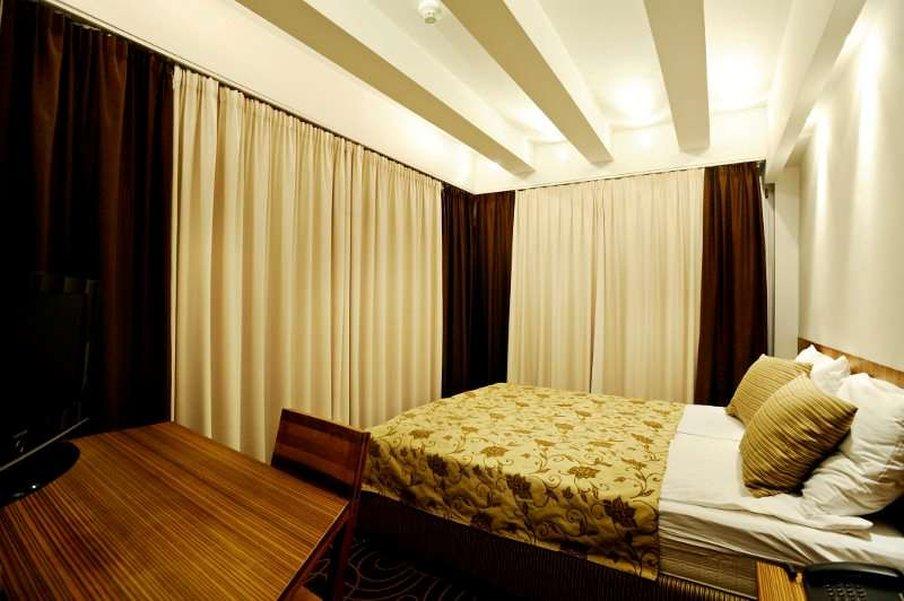 ヘッコ デラックス ホテル 写真