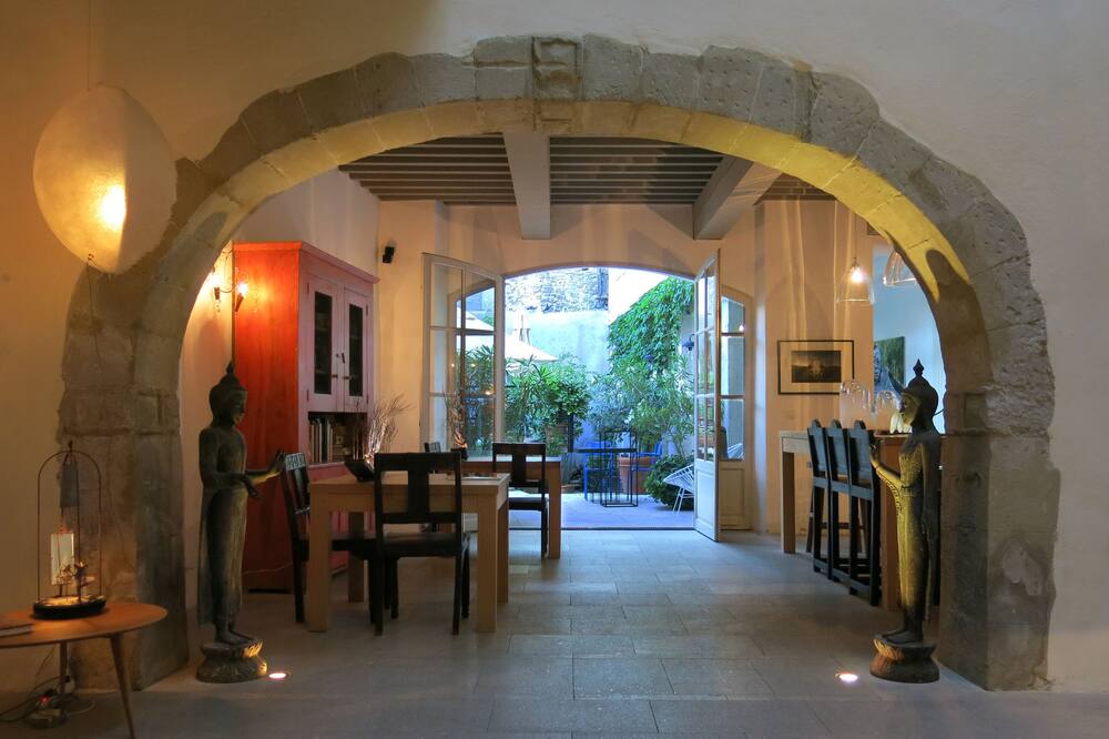 ラ メゾン シュル ラ ソルギュ - エスプリ ドゥ フランス 写真