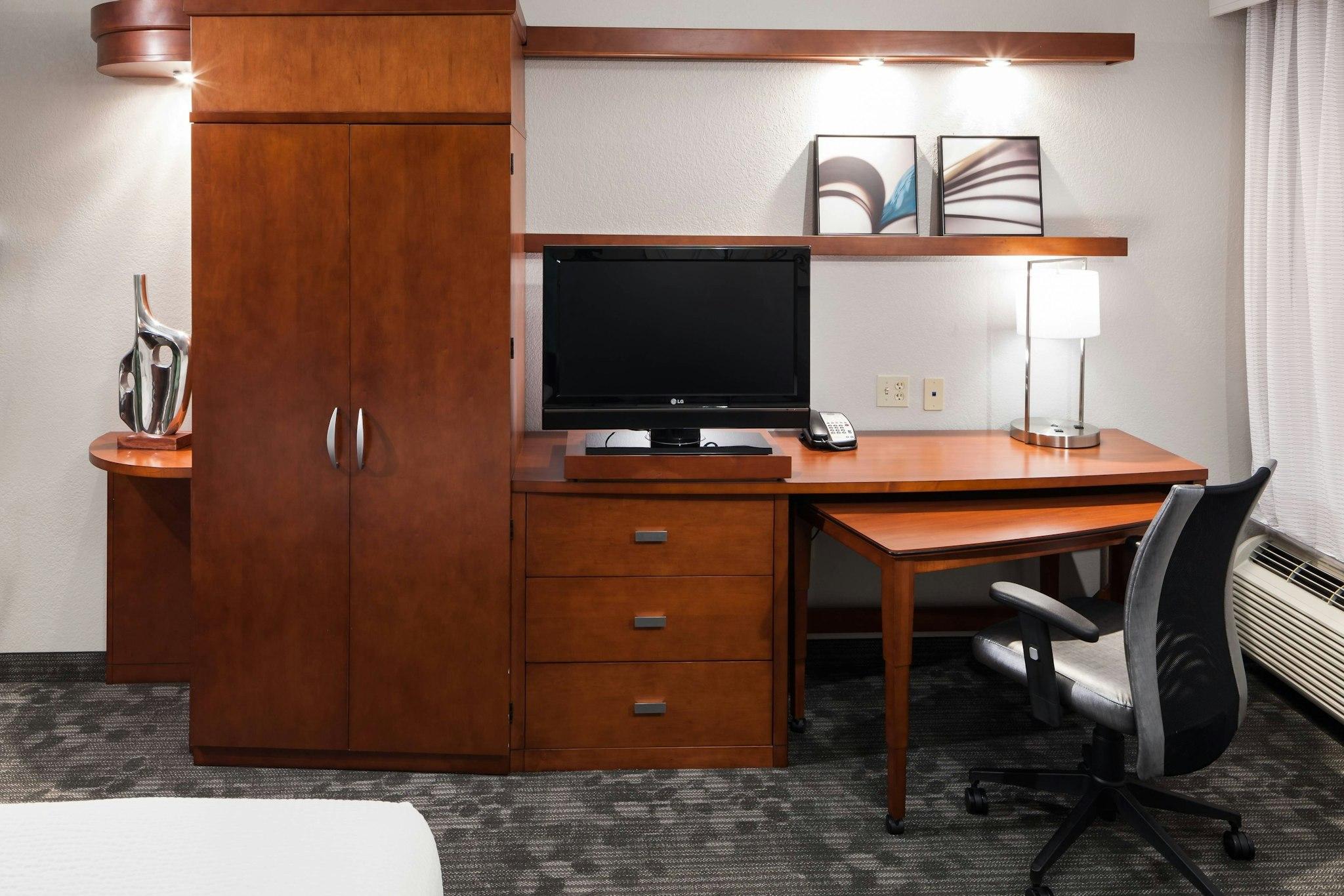 Courtyard by Marriott Miami at Dolphin Mall 写真
