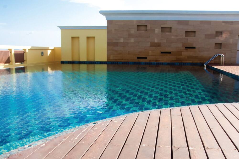 クリスタル パレス ラグジュアリー ホテル パタヤ 写真