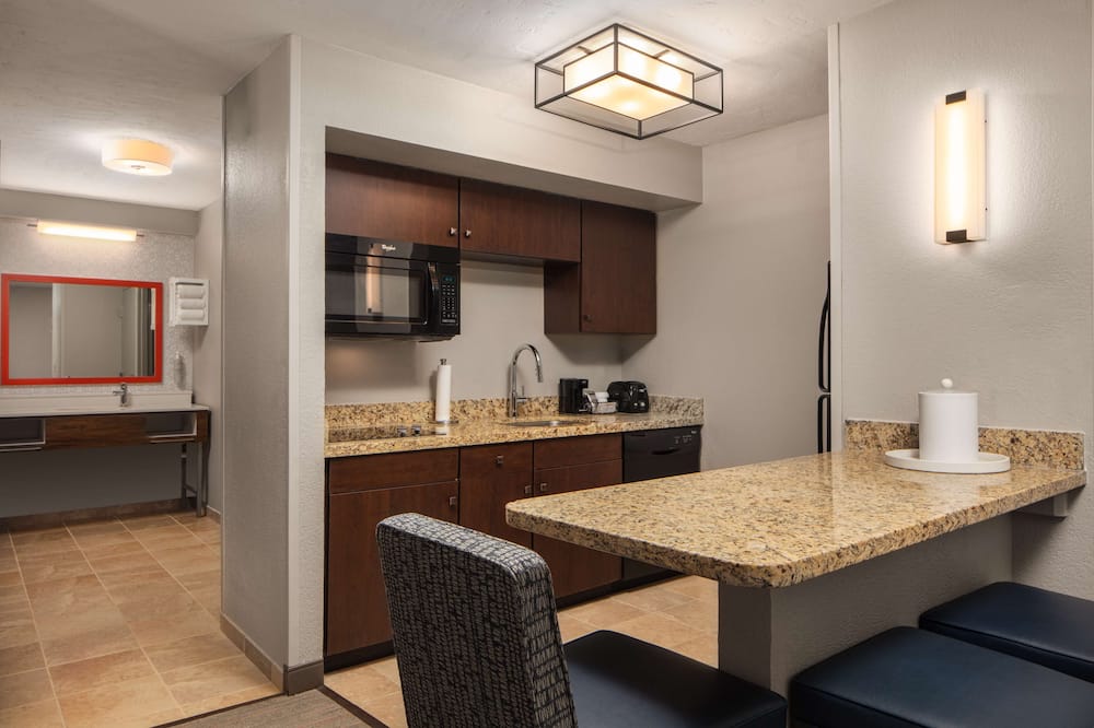 ハンプトン イン&スイーツ エル パソ エアポート 写真