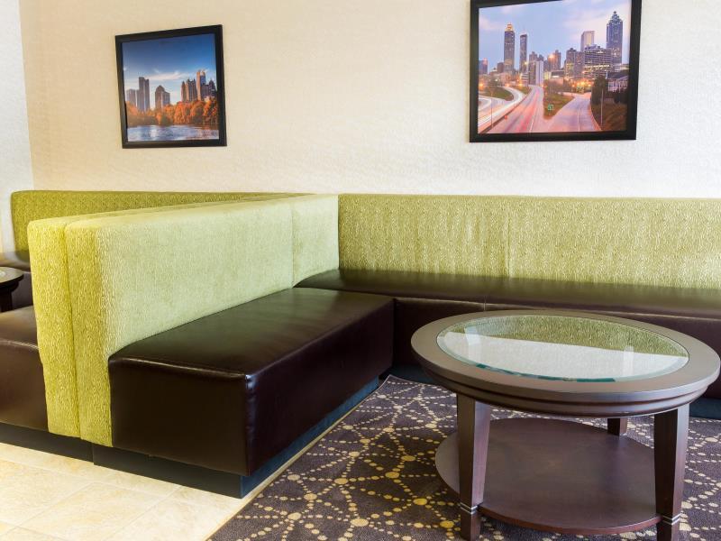 ドゥルーリー イン&スイーツ アトランタ エアポート 写真