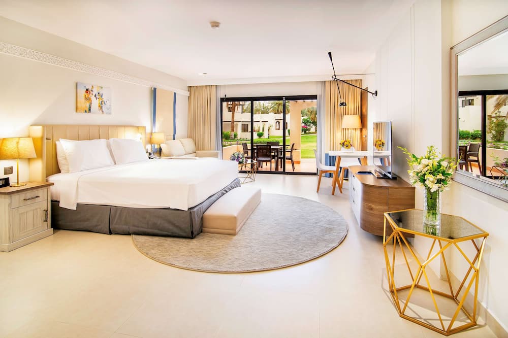 ラディソン ブル ホテル アンド リゾート アル アイン 写真