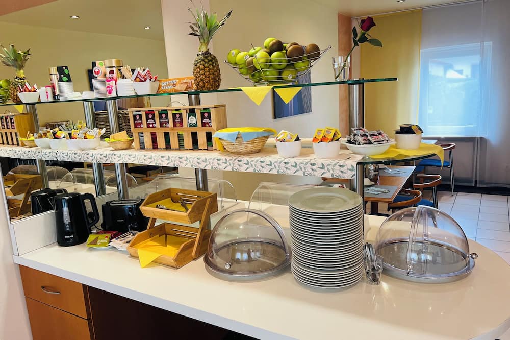 ホテル ニエデルラデール ホフ 写真