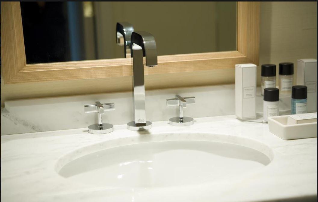 ザ コロネード ホテル 写真