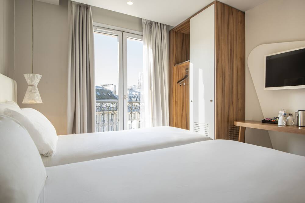 ホテル マゼンタ 38 バイ ハッピーカルチャー 写真