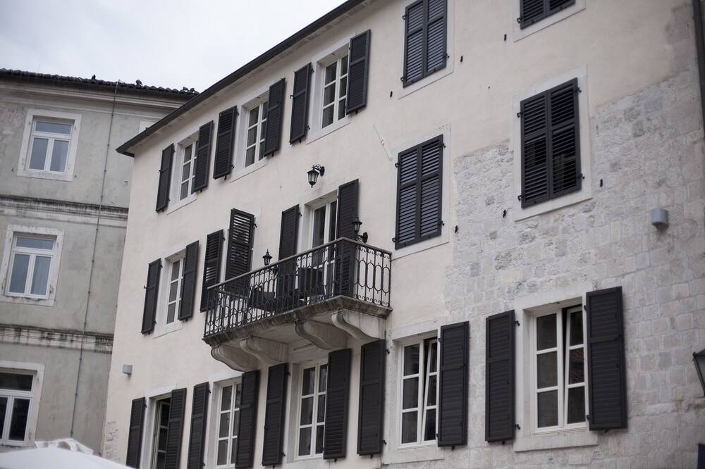 アストリア ホテル コトール 写真