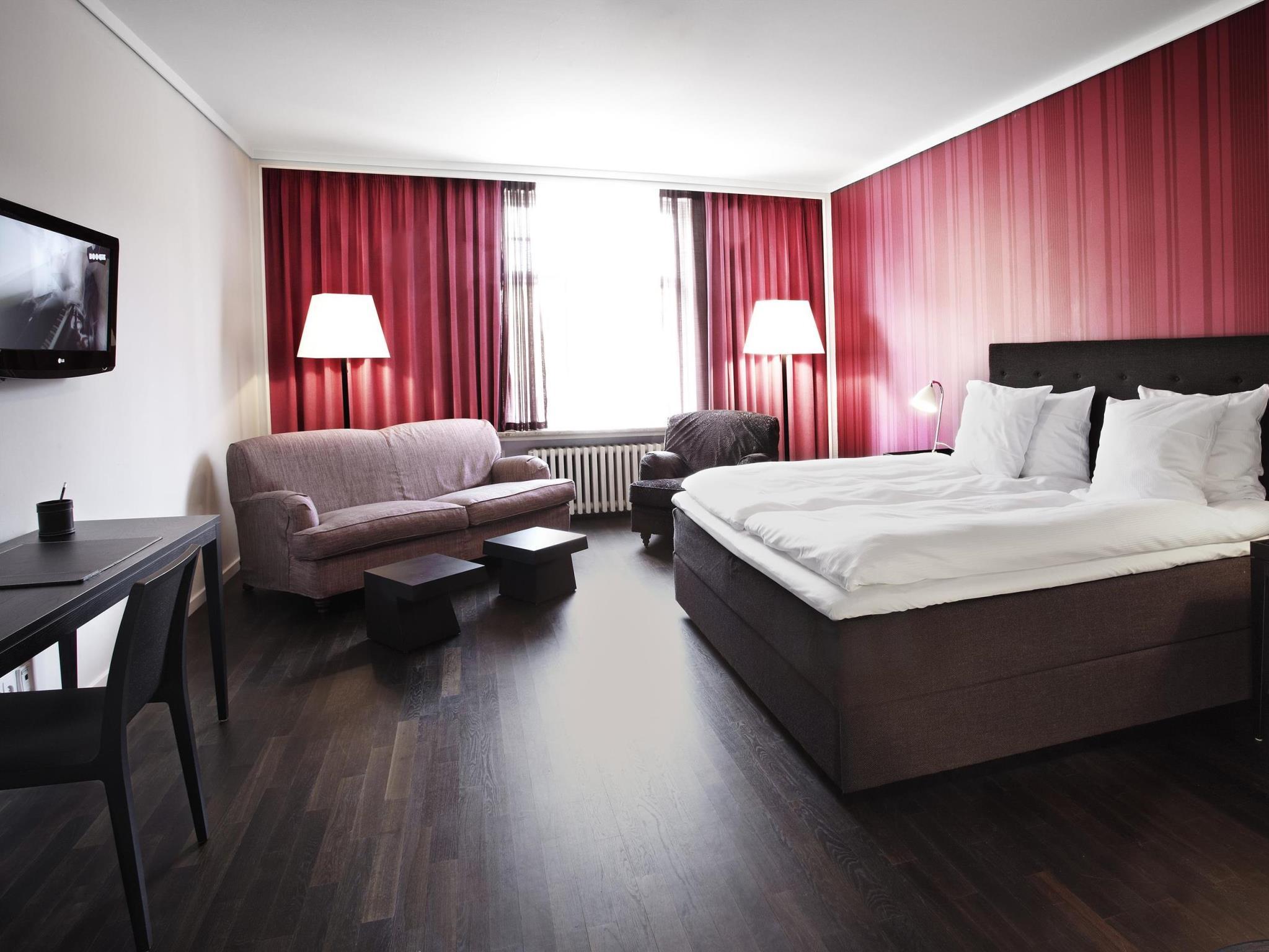 ファースト ホテル グランド 写真