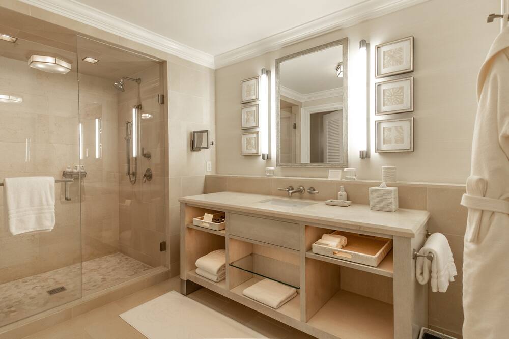 センセイラナイ、フォーシーズンズリゾート 写真