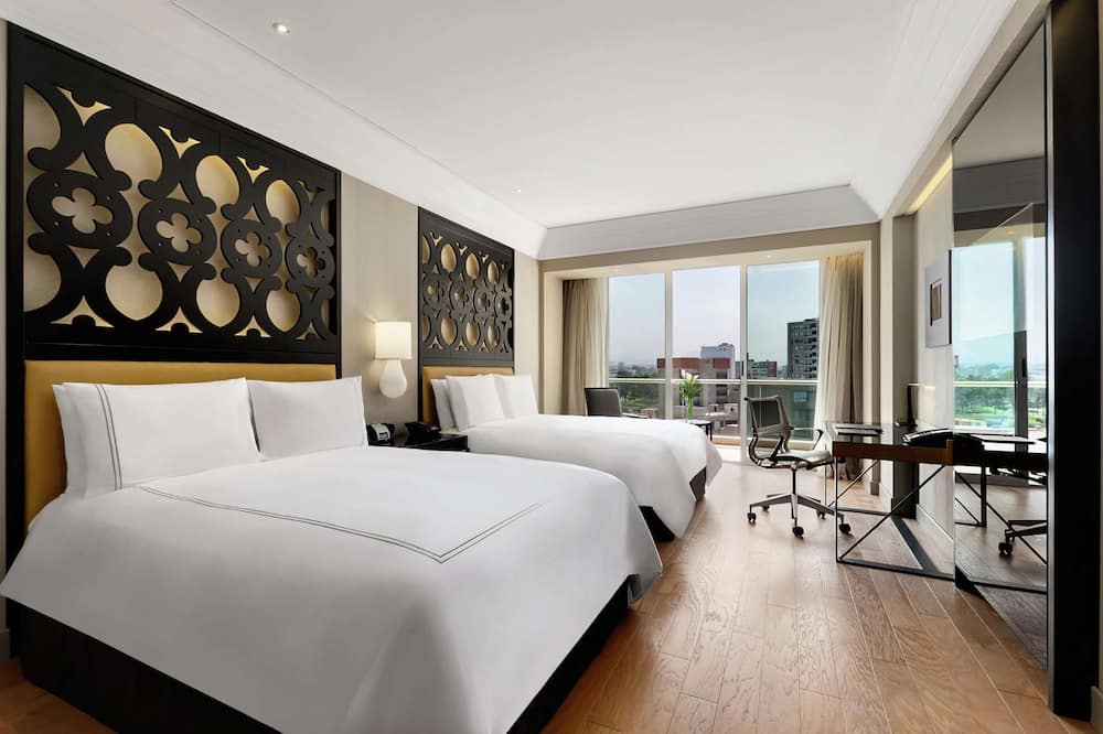 ヒルトン リマ ミラフローレス 写真