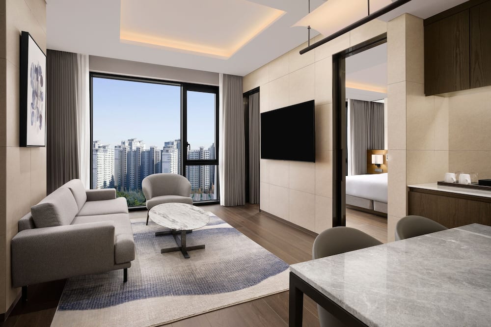 フォーポイントバイシェラトン水原 写真