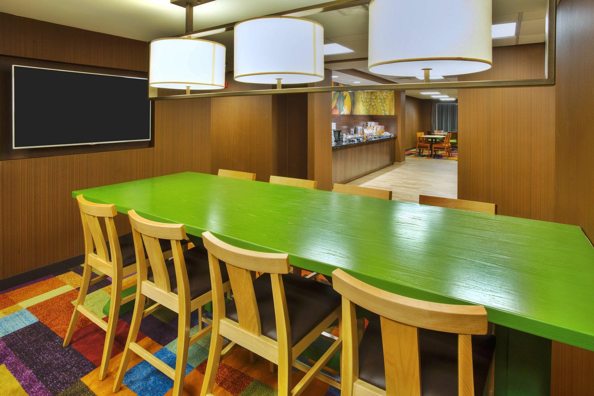 フェアフィールド イン オーウェンズボロ 写真