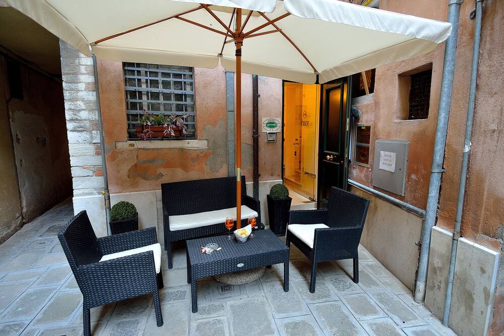 ホテル オリオン 写真