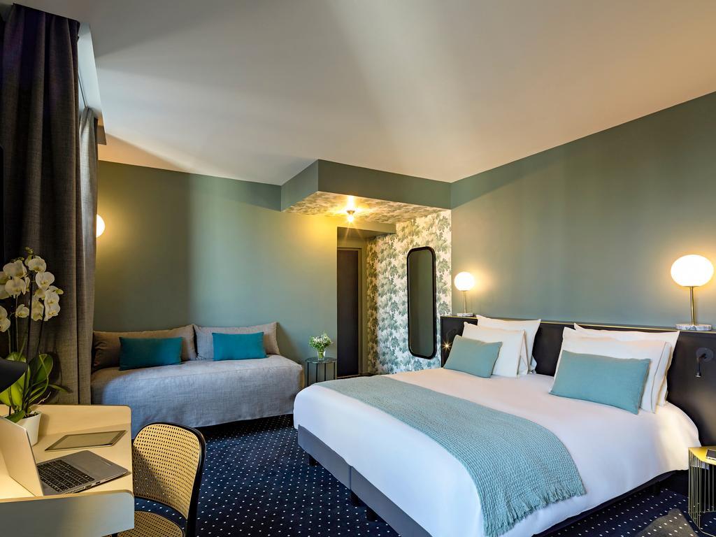 ホテル メルキュール ナント セントル パサージュ ポメレイ 写真